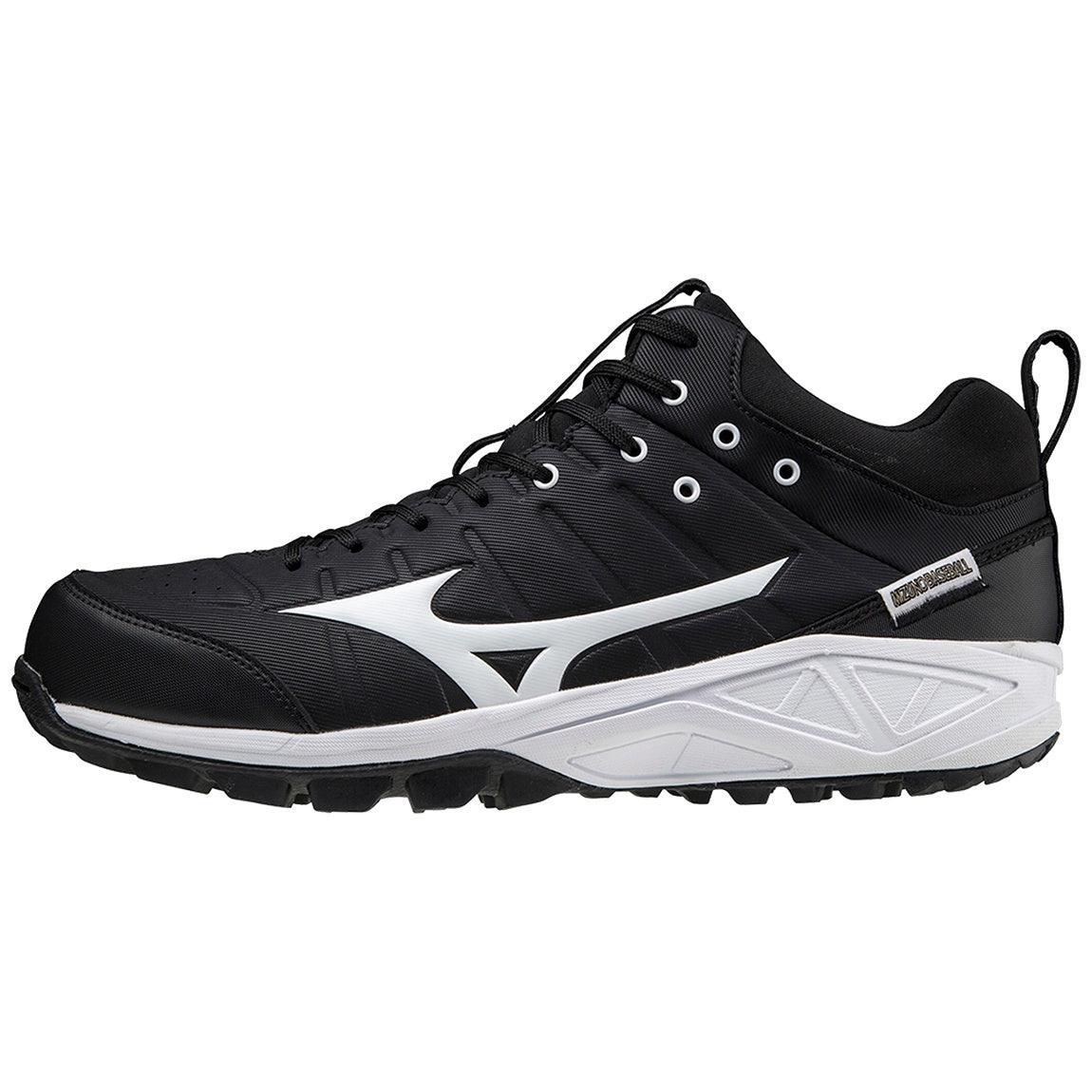 Mizuno Ambition Men's All Surface Mid Turf Shoe