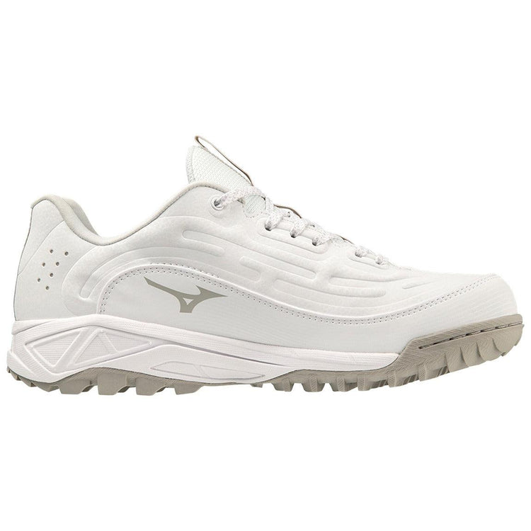 Mizuno Ambition 3 FP Low All Surface Women's Turf Shoe