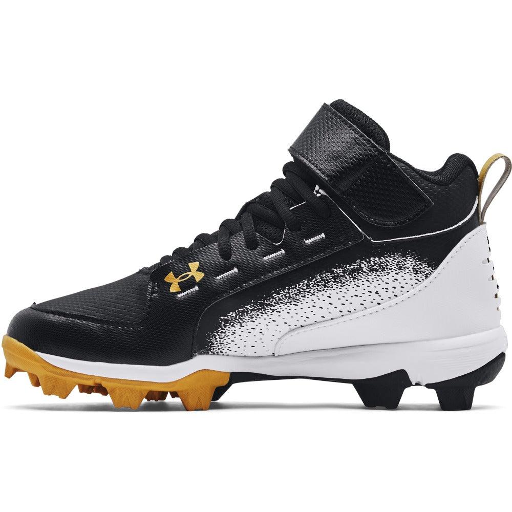 Youth baseball hot sale cleats academy