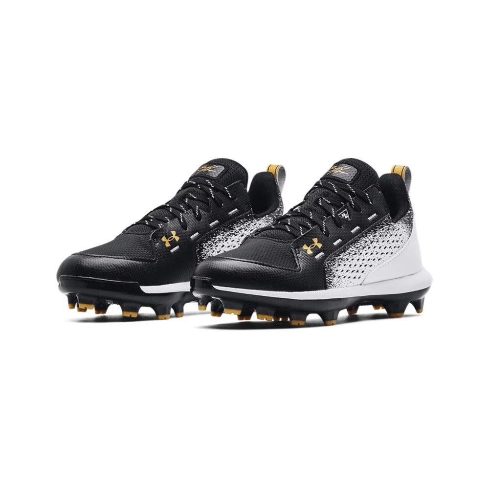 Black and gold under armour outlet cleats